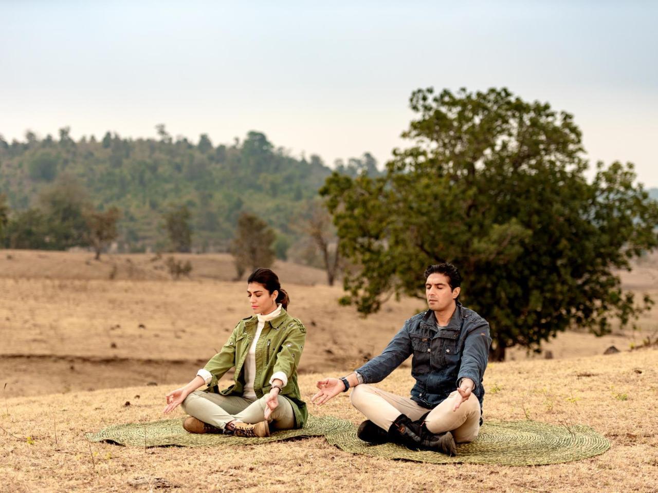 Banjaar Tola Kanha National Park - A Taj Safari Lodge Esterno foto